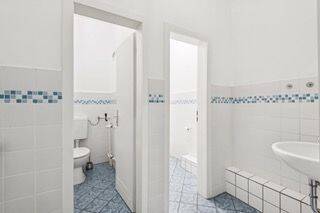 backbone_570742-A_049_WEB.jpeg - 