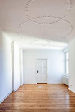 Zimmer 2 - 