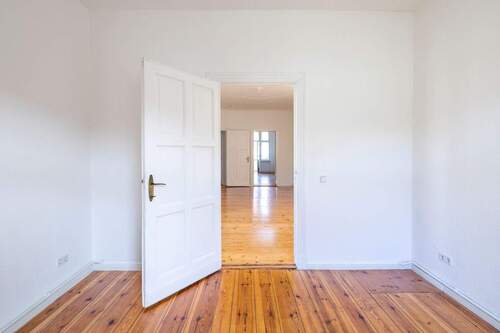 Zimmer 3 - 