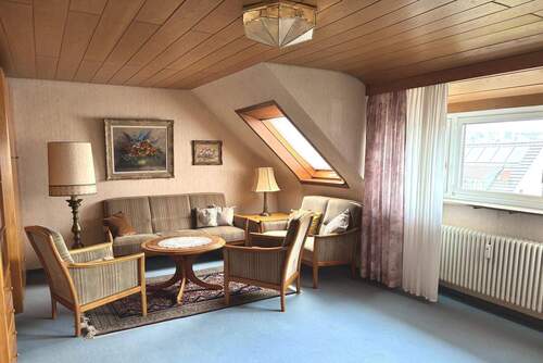 Wohnen - 2 Zimmer Etagenwohnung in Stuttgart