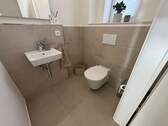 Gäste-WC.jpg - 4 Zimmer Reihenmittelhaus in Schleswig