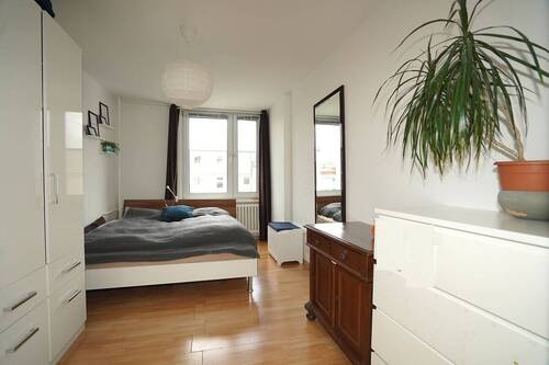 Zimmer 3 - 