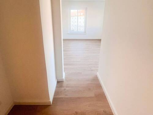 Flur - 2 Zimmer Etagenwohnung zur Miete in Leipzig