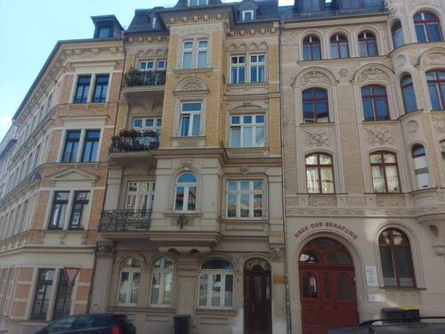 Ansicht - 3 Zi-Whg. im 2.OG mit 2 Balkonen in kleinem 5 Familienhaus