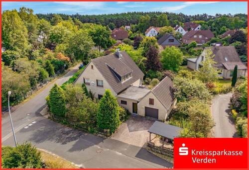 Luftbild - Wohnen in ruhiger Lage - 295.000,00 EUR Kaufpreis, ca.  184,40 m² Wohnfläche