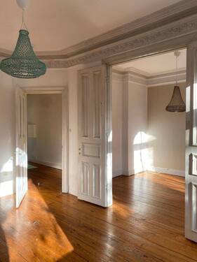 Flügeltür zum Esszimmer - 4 Zimmer Etagenwohnung zum Kaufen in Hamburg