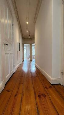 Flur - Etagenwohnung mit 77,00 m&sup2; in Hamburg zum Kaufen