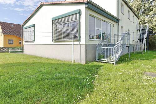 Eckansicht - Mehrfamilienhaus, Wohnhaus mit 311,60 m² in Parthenstein zum Kaufen