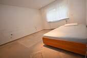 Schlafzimmer EG - 