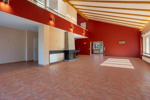 Wohnzimmer - 1 Zimmer Mehrfamilienhaus, Wohnhaus zum Kaufen in Erlensee