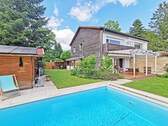 Doppelhaushälfte mit Pool - 