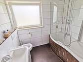 Modernes Badezimmer - 