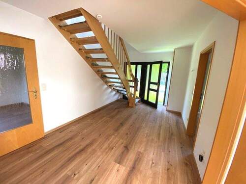 Flur - 3 Zimmer Etagenwohnung in Plauen
