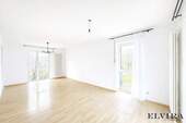 lichtdurchfluteter Wohn-Essbereich - ELVIRA - Ludwigsfeld, helle 3-Zimmer-Wohnung mit 18 m² Süd-West-Balkon