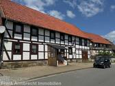 Straßenansicht - 8 Zimmer Mehrfamilienhaus, Wohnhaus zum Kaufen in Lutter