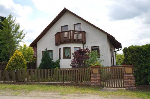 Hausansicht - Hauptstadtmakler-Bezugsfreies Traumhaus in Top-Lage