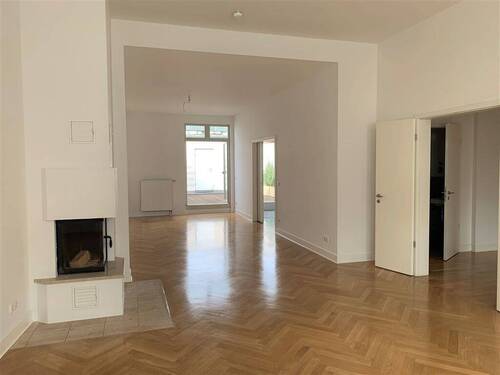 Wohnen_Essbereich - 5 Zimmer Etagenwohnung in Berlin