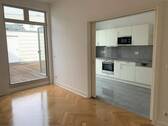Blick_Küche - Etagenwohnung mit 180,00 m&sup2; in Berlin zur Miete