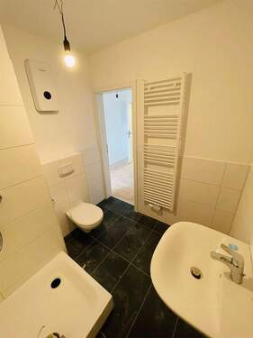 Duschbadezimmer - 