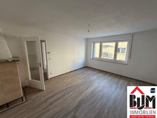 Zimmer - 3 Zimmer Etagenwohnung zur Miete in Nürnberg