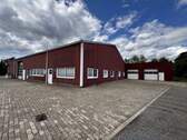 Halle mit Anbau... - 