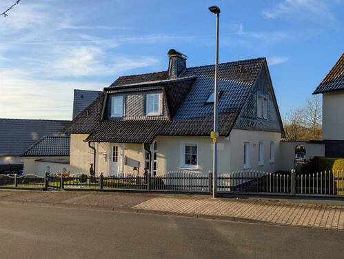 Straßenansicht - 