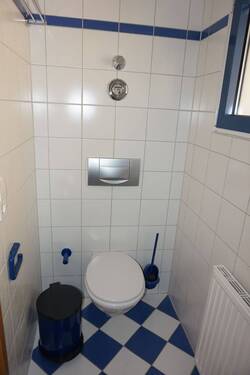 WC - 