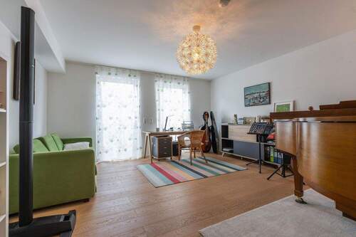UG Wohnraum - 