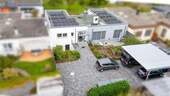 Luftbild aus Süd-West - 5 Zimmer Bungalow in Karlsruhe