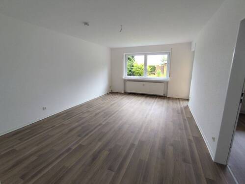 Wohnzimmer - 2 Zimmer Etagenwohnung zur Miete in Bad Gandersheim