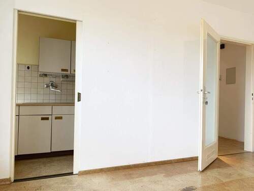 Zimmer 1 - 2 Zimmer Etagenwohnung in Fürth