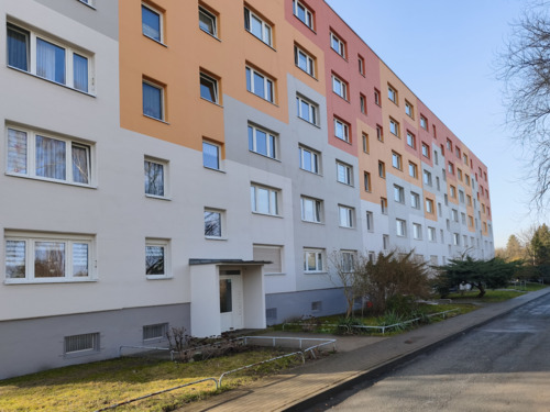 Hausansicht 2026 - 2 Zimmer Etagenwohnung zur Miete in Zeitz
