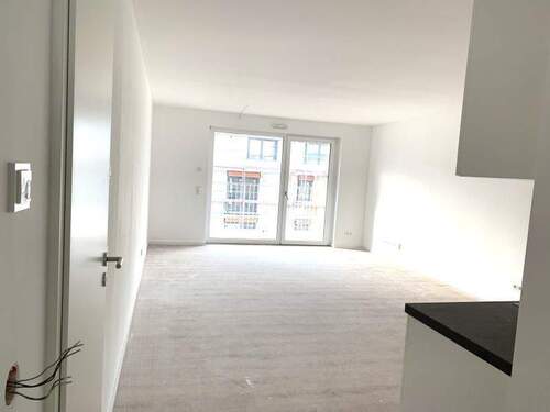 Küche Wohnen - Etagenwohnung mit 81,00 m&sup2; in Nürnberg zur Miete