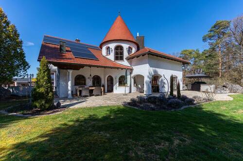 Haus Viehberg Ansicht Garten - Einfamilienhaus mit 298,00 m&sup2; in Ammerthal zum Kaufen