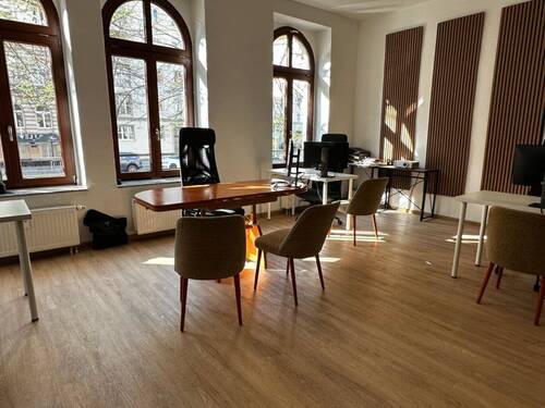 Schreibtischplätze (Monat) - Büro zur Miete in Magdeburg