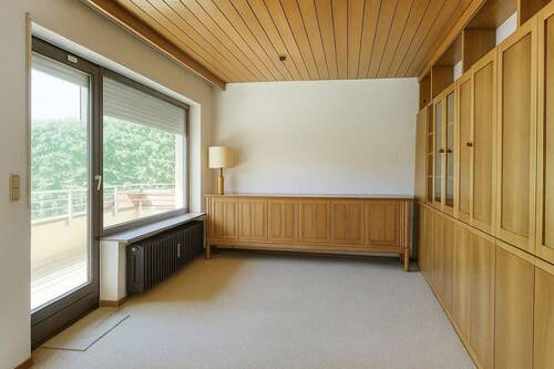 Eßzimmer - Helle 4,5-ZKB-EG-Wohnung mit Balkon & Gartenmitnutzung - provisionsfrei