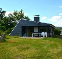 Ruhig gelegener, freistehender Ferienbungalow mit Terrasse in Gerolstein-Hinterhausen