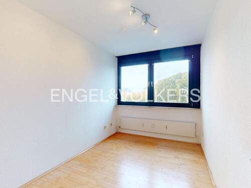 Kind - Büro - Gast - 