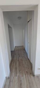 Flur - Etagenwohnung mit 86,00 m&sup2; in Unna zum Kaufen
