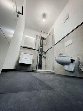 Musterbild_Badezimmer - 