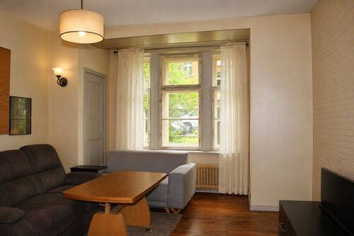 Blick ins Wohnzimmer - 