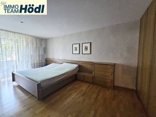 Schlafzimmer - Etagenwohnung mit 112,00 m² in Reutlingen zum Kaufen