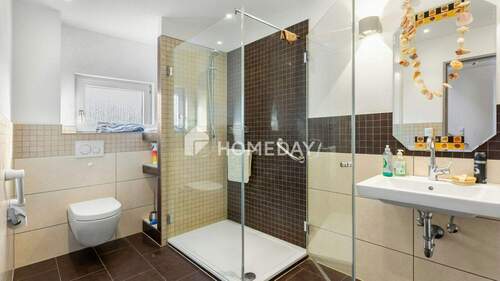 1. OG Badezimmer 1 - 