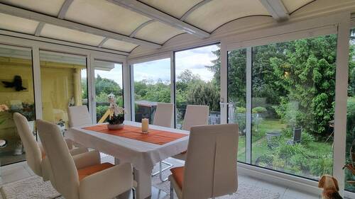 Wintergarten - 5 Zimmer Doppelhaushälfte in Dresden