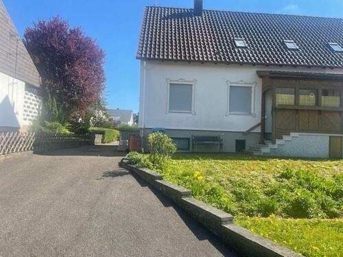 Außenansicht Rückseite - 5 Zimmer Doppelhaushälfte zum Kaufen in Winterlingen