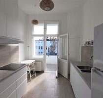 Provisionfrei ! Cozy & Sunny Helle Sonnige & Sanierte Wohnung mit Süd-Balkon in Alt-Tegel - Berlin