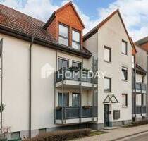 Wohnen mit Struktur: Modernisierte 2-Zimmer-Wohnung mit Balkon und Stellplatz in ruhiger Lage - Pegau