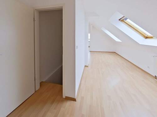 Schlafzimmer - 3 Zimmer Etagenwohnung in Pirna