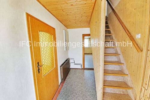 Eingangsbereich / Flur im EG - 4 Zimmer Einfamilienhaus zum Kaufen in Zerbst/Anhalt