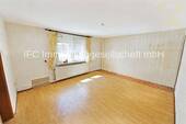 Wohnzimmer im EG - 4 Zimmer Einfamilienhaus in Zerbst/Anhalt